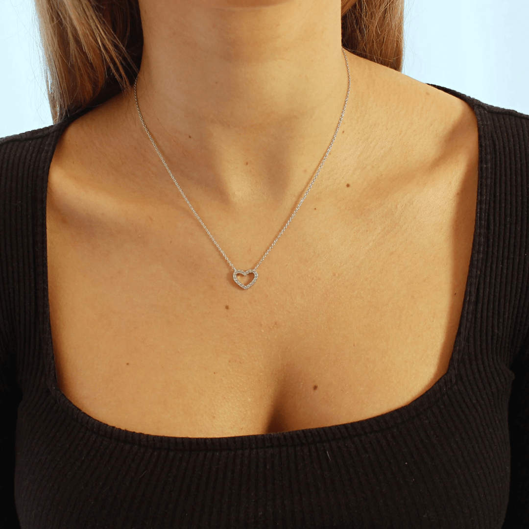 Dainty Gold Heart Necklace